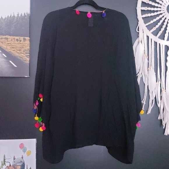 COLLECTION Eighteen Black Multicolor Party Pom Pom Trim Kimono O/S 100% Rayon - Picture 4 of 4